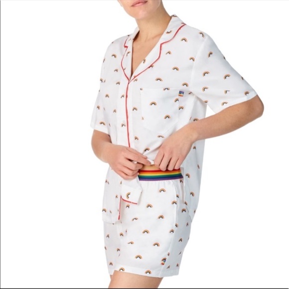 Room Service 🌈LOVE WINS🌈 Rainbow short pajamas- Unisex - Picture 2 of 16